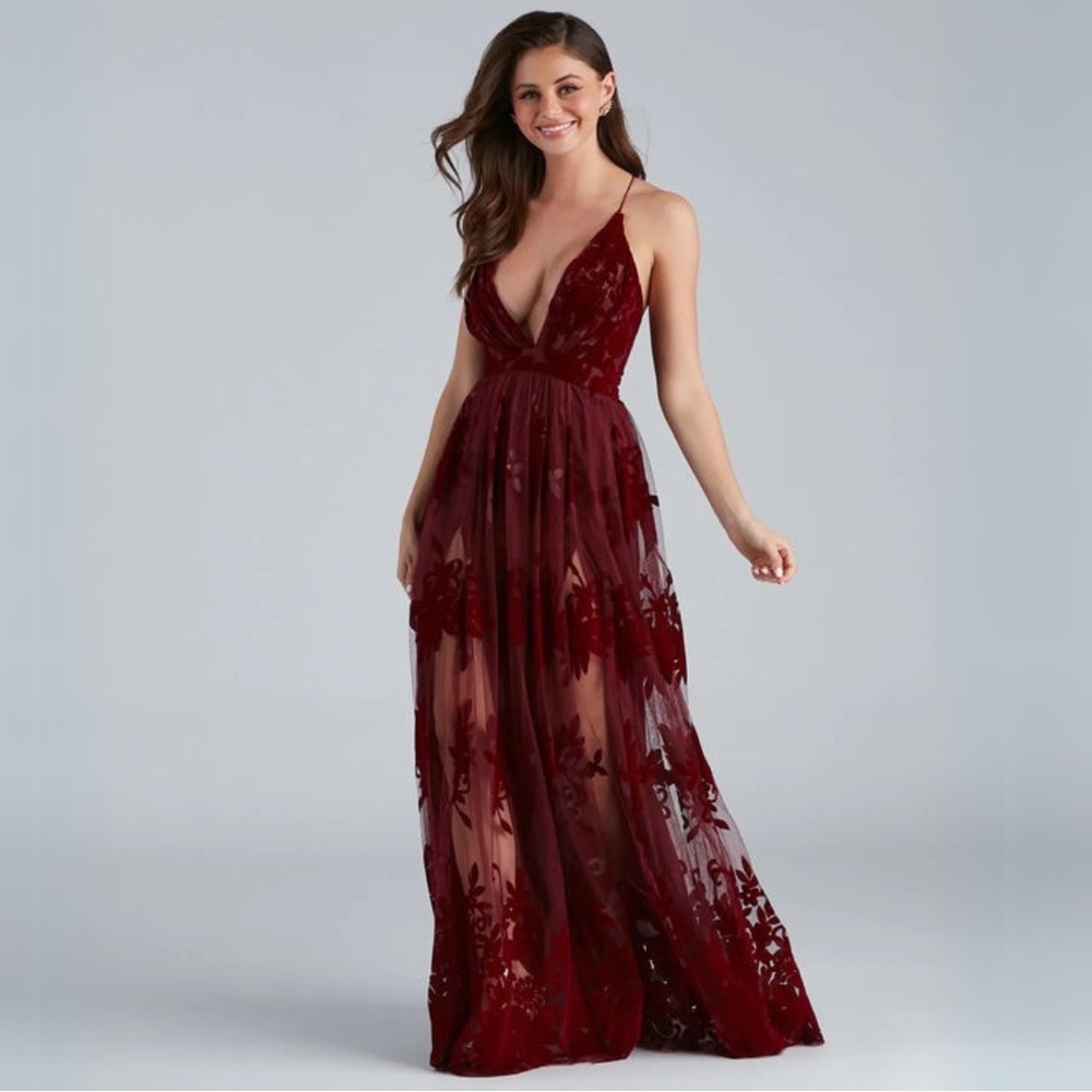Windsor Morgan Formal Flocked Velvet Dress